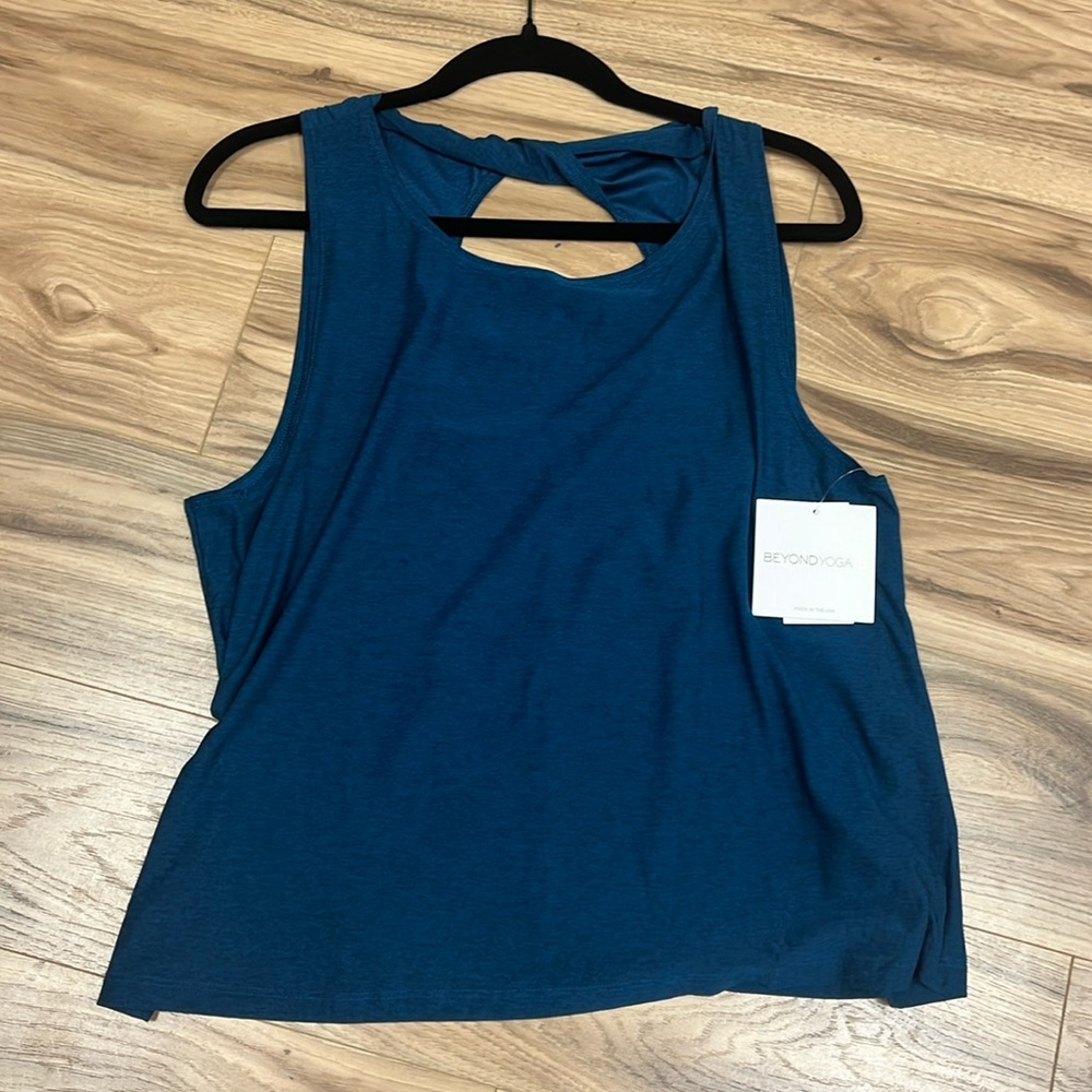 NWT beyond yoga tank